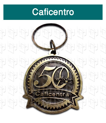 llavero fundido con logo personalizado