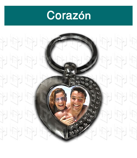 llavero fundido con logo personalizado