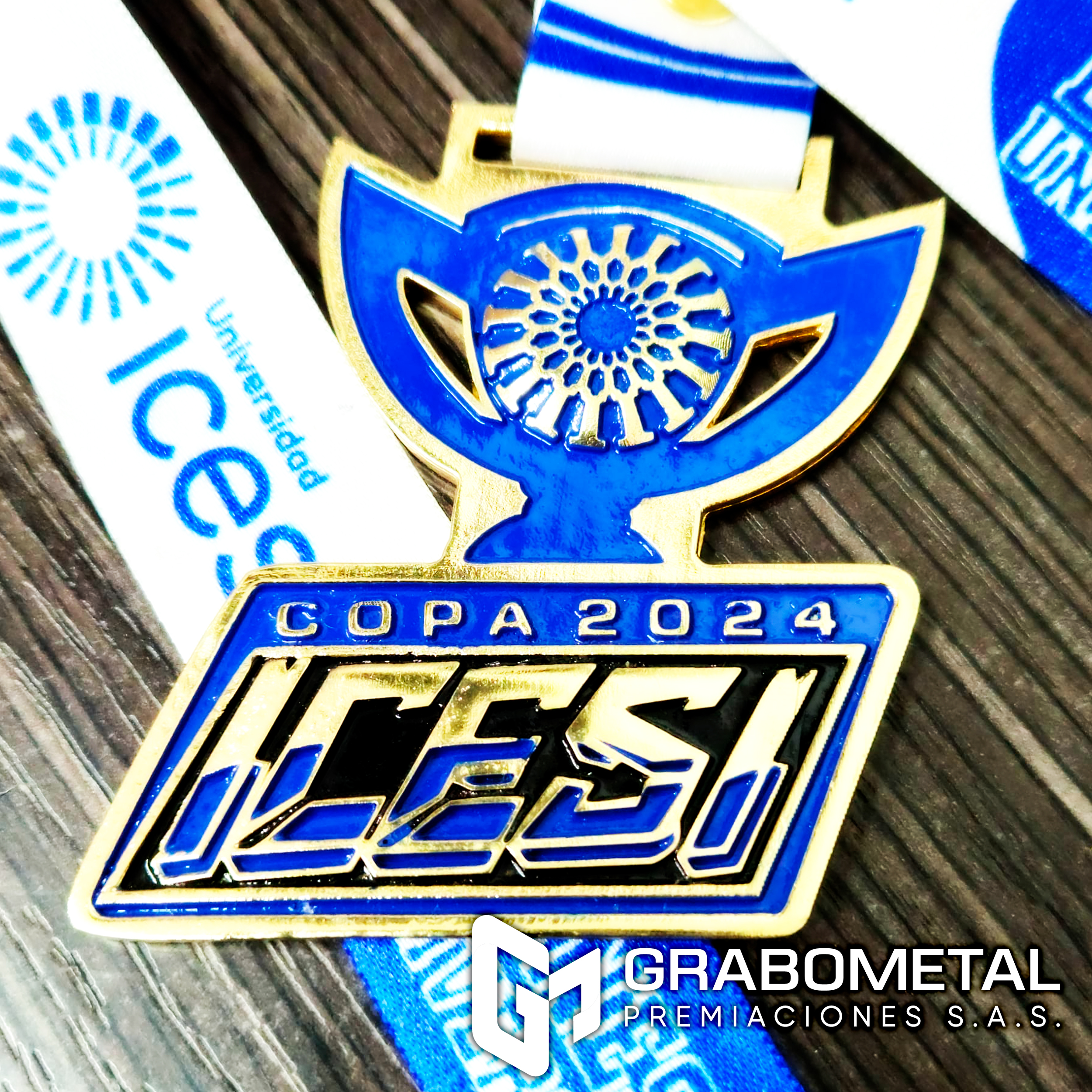 Fabrica de Medallas y trofeos en cali