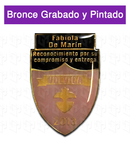 pines grabados en bronce